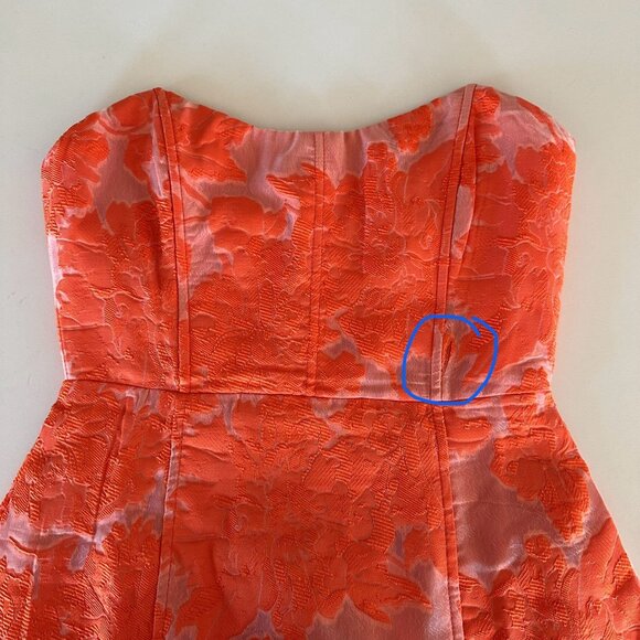 Showpo Brailey Mini Dress - size 4 - Picture 4 of 5